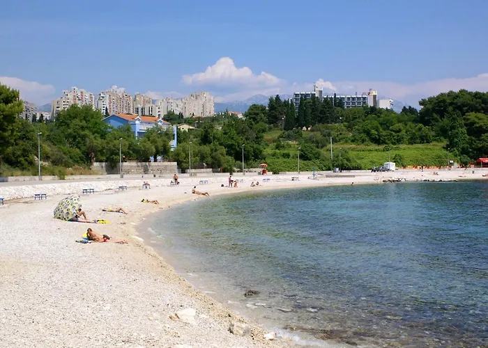 With Parking Space - 24725 Apartment *