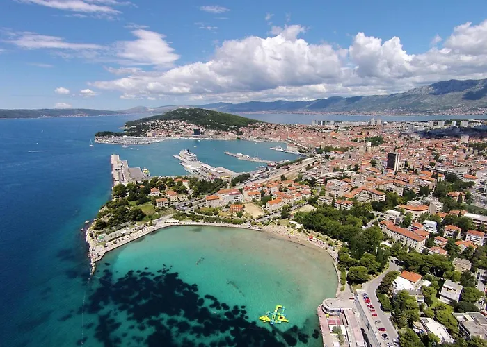 With Parking Space - 24725 Apartment